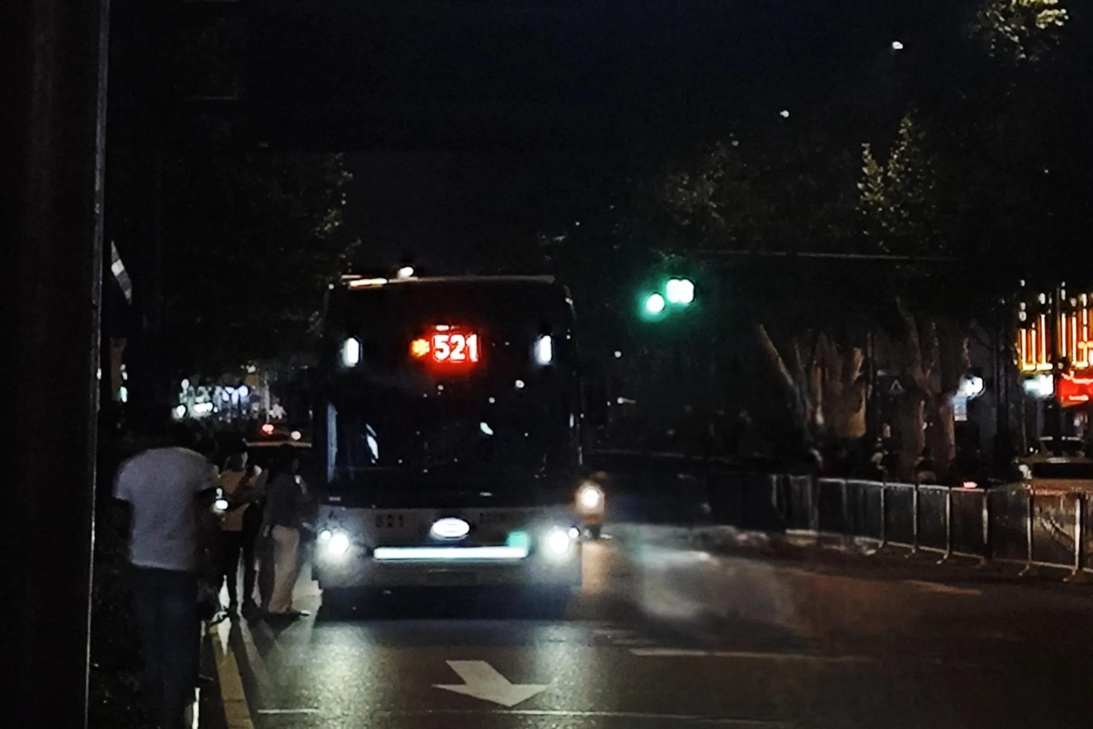 谈恋爱话题_谈恋爱聊的话题_恋爱话题清单